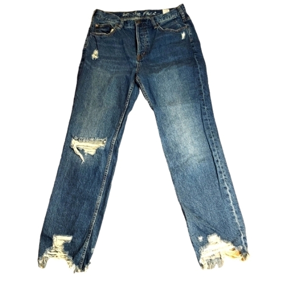 We The Free 28 Destressed mid rise button up Jeans - Picture 1 of 14